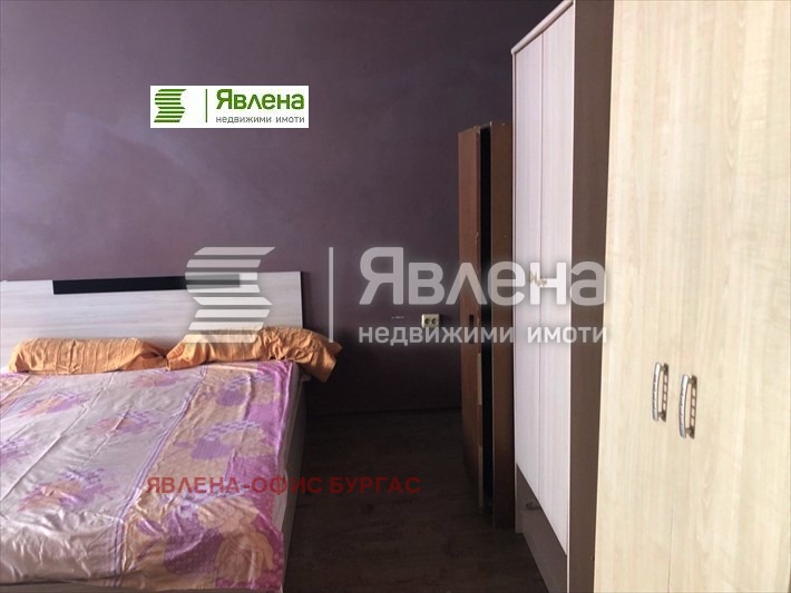 Продава 3-СТАЕН, гр. Бургас, Изгрев, снимка 2 - Aпартаменти - 48710748