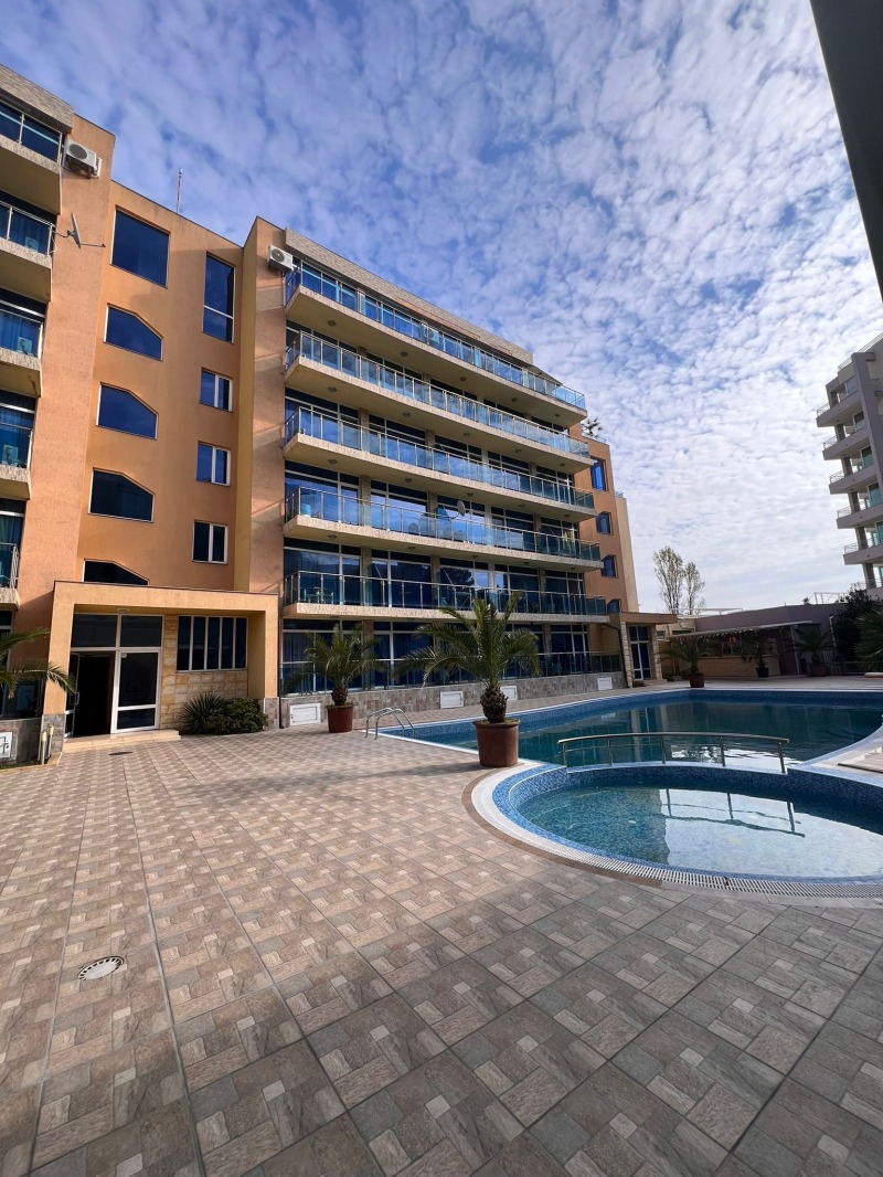 Продава 3-СТАЕН, област Бургас, к.к. Слънчев бряг • 149900 € / 293178.92 лв. • 91903424 1