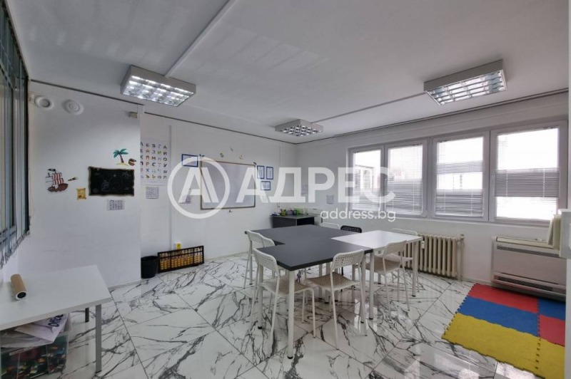 Προς πώληση  3+ υπνοδωμάτιο Σοφηια , Στρελβητστε , 380 τ.μ | 16884920 - εικόνα [13]