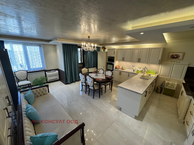 En venta  3+ dormitorios Sofia , Boyana , 160 metros cuadrados | 65087045