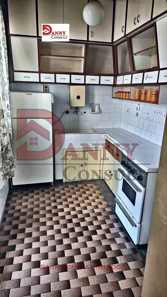 Продава МНОГОСТАЕН, гр. Горна Оряховица, област Велико Търново, снимка 7 - Апартаменти - 56079437