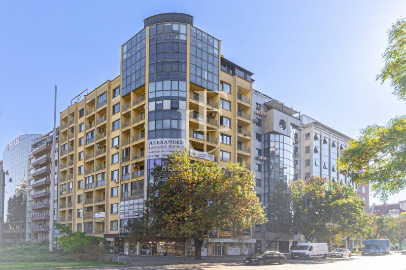 Продава  Офис, град София, Стрелбище •  720 000 EUR • ID 27065179 — holmes.bg - [1] 