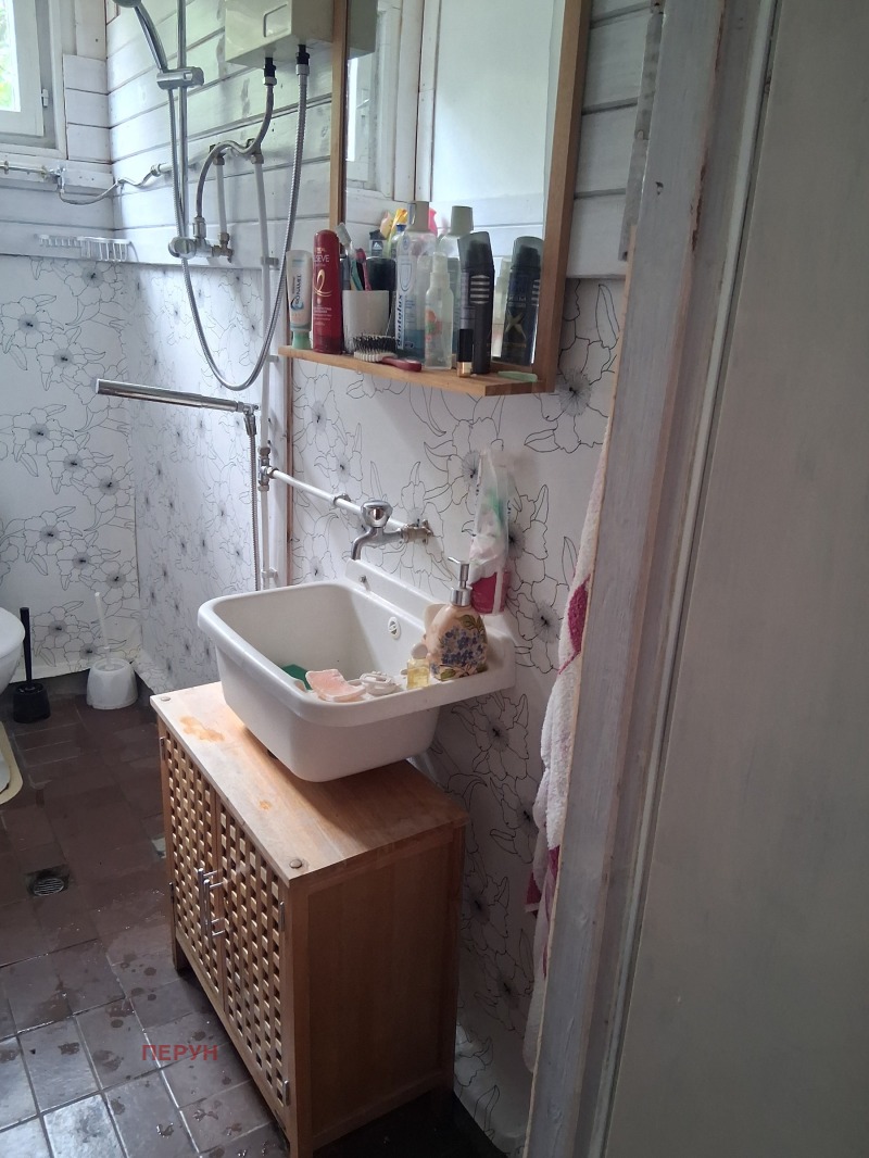 Продава  Вила област Перник , с. Горни Романци , 54 кв.м | 26084577 - изображение [12]