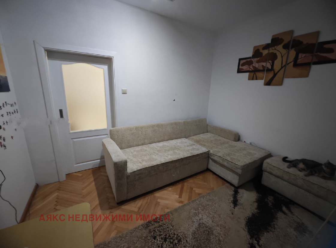 Продава 3-СТАЕН, гр. София, Свобода, снимка 2 - Апартаменти - 49285158