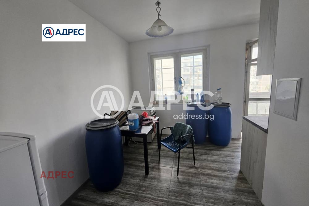 Продава 3-СТАЕН, гр. Варна, Цветен квартал, снимка 2 - Апартаменти - 55186956