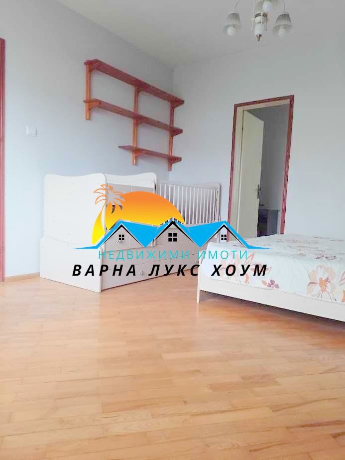 Продава 3-СТАЕН, гр. Варна, Лятно кино Тракия, снимка 2 - Aпартаменти - 47531459