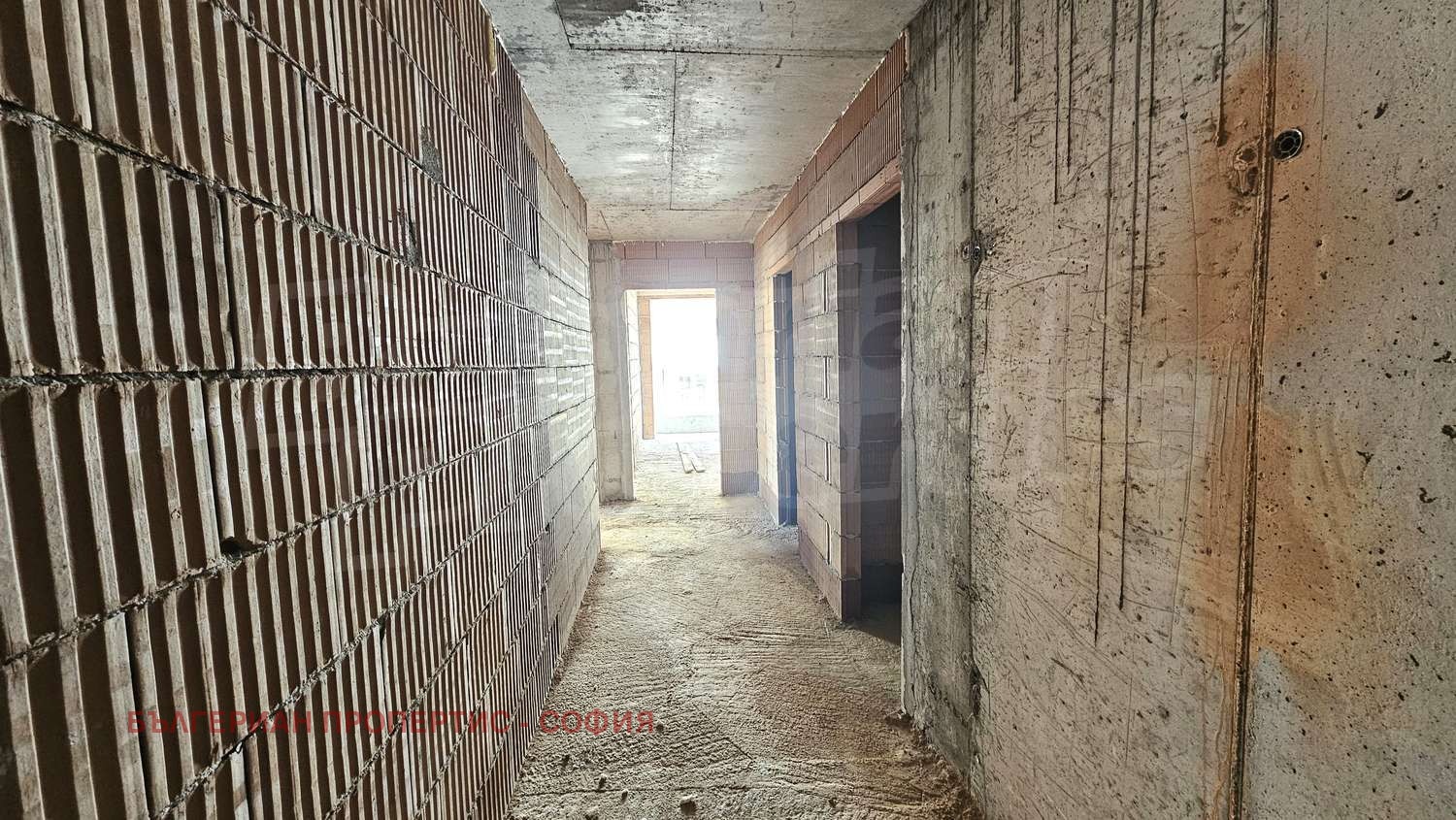 Продава 3-СТАЕН, гр. София, Оборище, снимка 2 - Апартаменти - 56079396