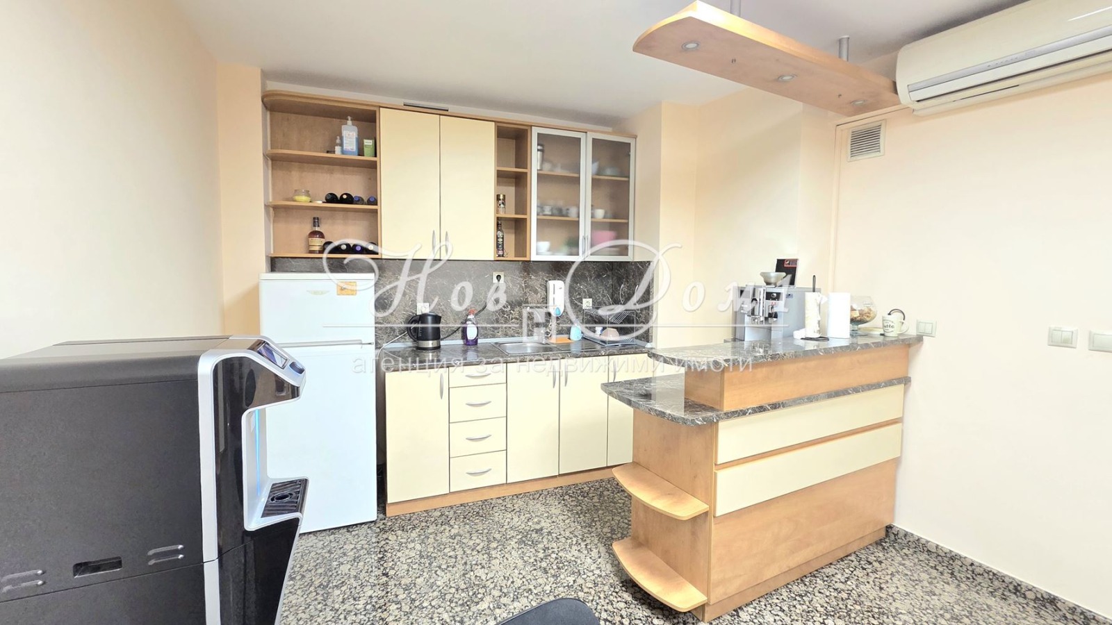 Продава ОФИС, гр. София, Лозенец, снимка 12 - Офиси - 54642367