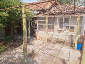 Продажба на имоти в с. Горски долен Тръмбеш, област Велико Търново - изображение 6 