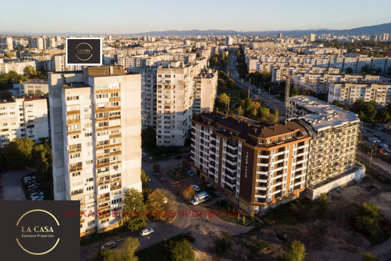 Na sprzedaż  1 sypialnia Sofia , Wrabnica 1 , 77 mkw | 47774084 - obraz [4]