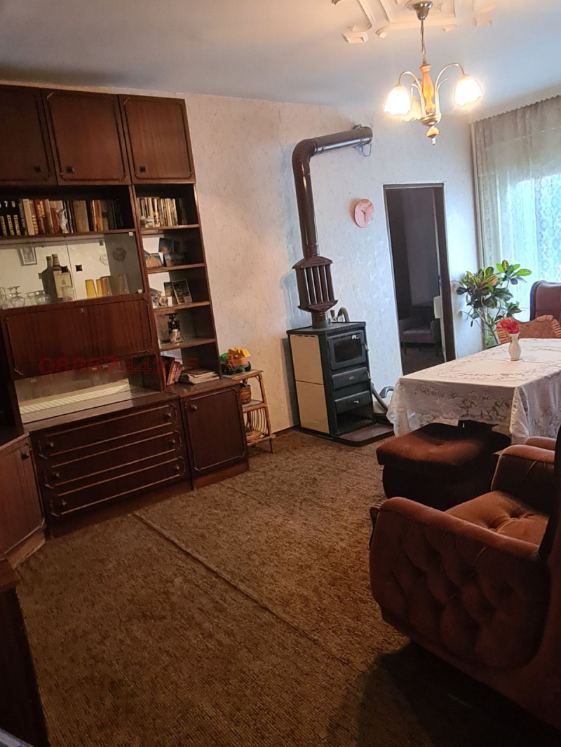 Продава 3-СТАЕН, гр. Кюстендил, Ильо войвода, снимка 6 - Апартаменти - 52783336