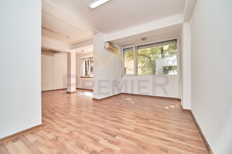 For Sale  3+ bedroom Varna , Lyatno kino Trakiya , 192 sq.m | 25057770 - image [3]