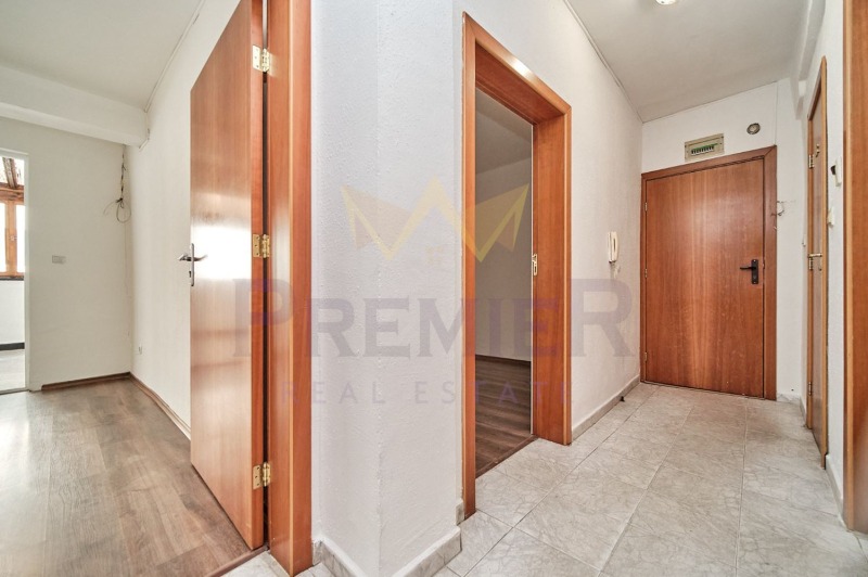 For Sale  3+ bedroom Varna , Lyatno kino Trakiya , 192 sq.m | 25057770 - image [14]