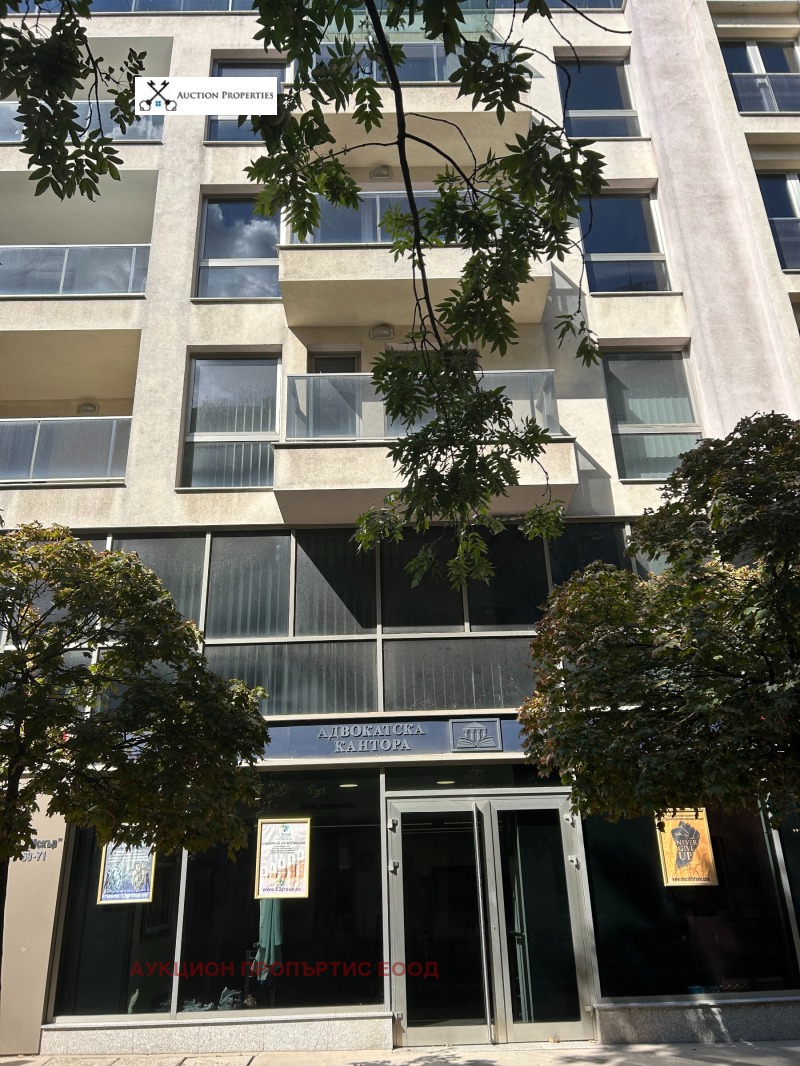 Продава  Офис град София , Център , 91 кв.м | 34431233