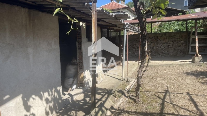 Продава КЪЩА, гр. Дряново, област Габрово, снимка 6 - Къщи - 56195523