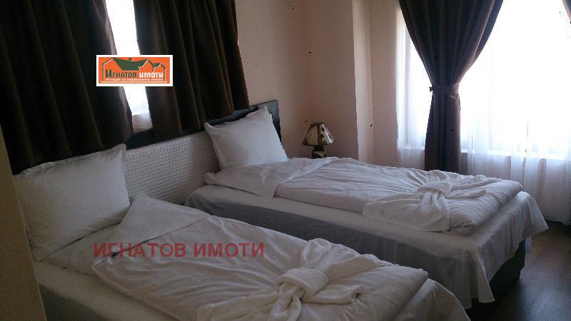 Продава  Хотел, град Пазарджик, Промишлена зона •  555 000 EUR • ID 33227374 — holmes.bg - [1] 