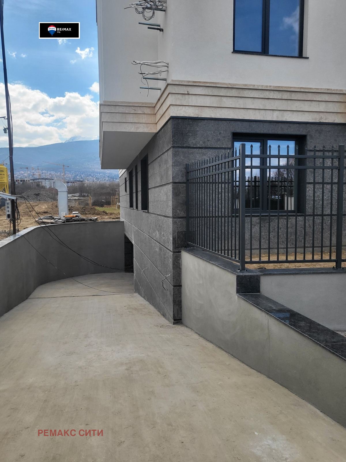 Продава МНОГОСТАЕН, гр. София, Малинова долина, снимка 11 - Апартаменти - 54028097