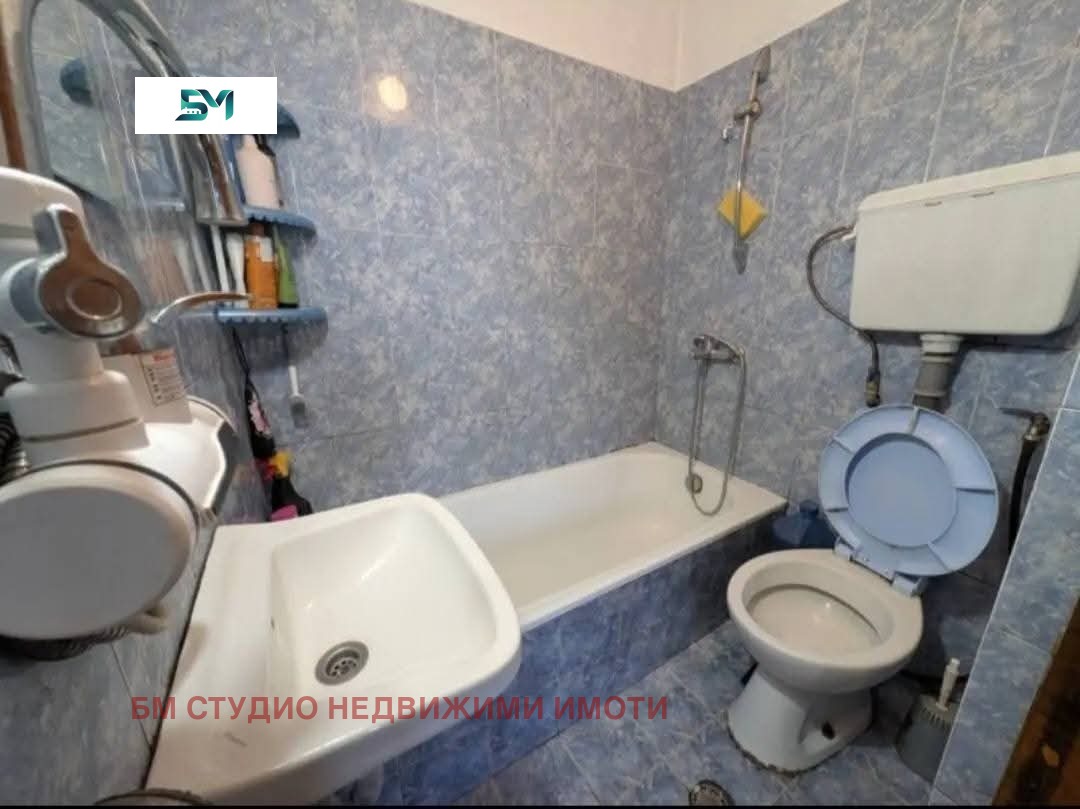Продава КЪЩА, гр. Дебелец, област Велико Търново, снимка 8 - Къщи - 54672191