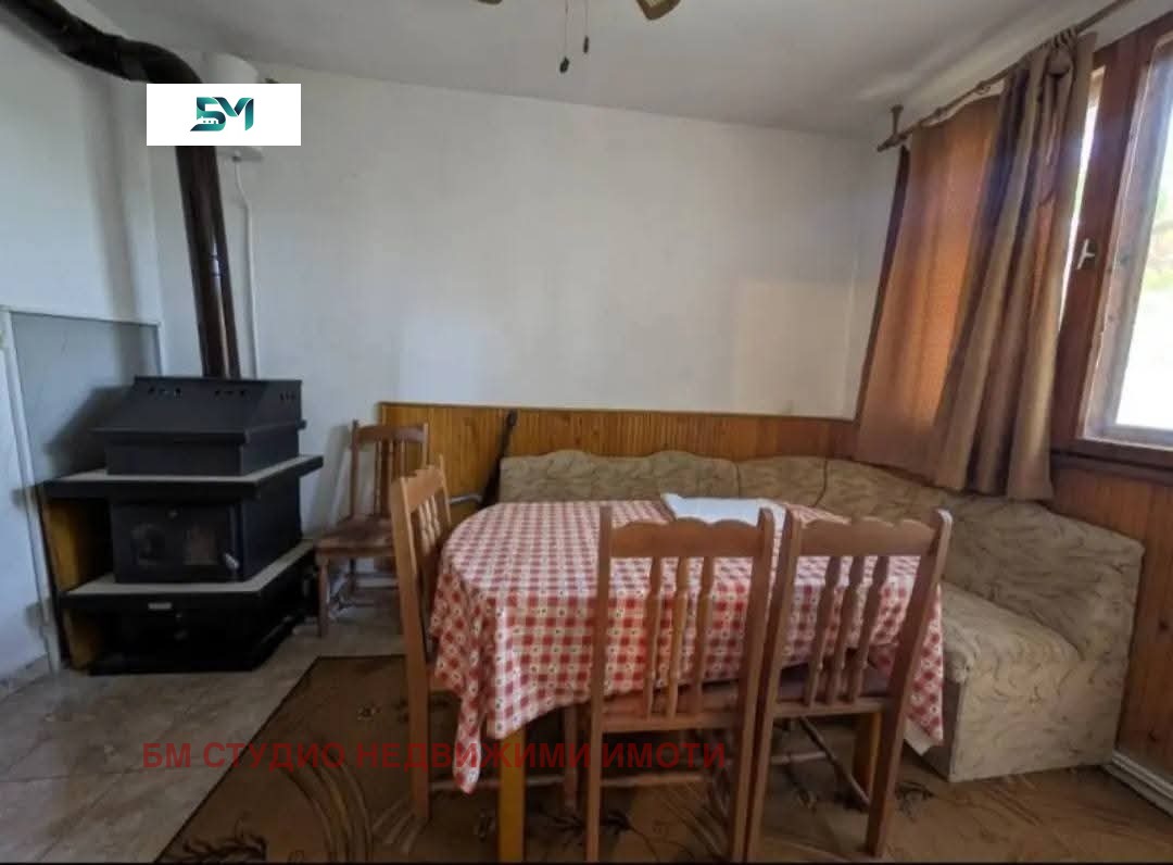 Продава КЪЩА, гр. Дебелец, област Велико Търново, снимка 5 - Къщи - 54672191