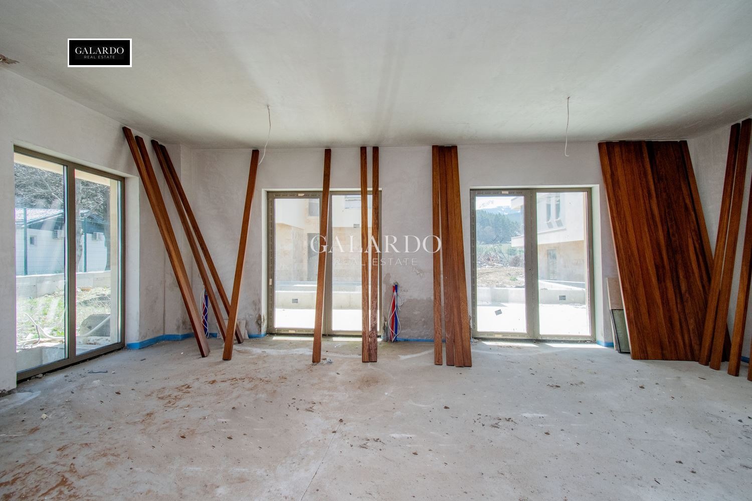 Продава КЪЩА, гр. София, м-т Детски град, снимка 5 - Къщи - 56017258