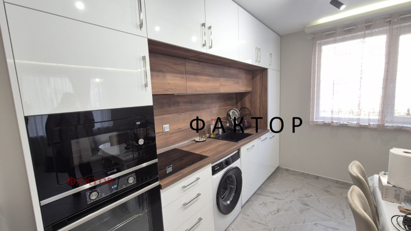 Продава 2-СТАЕН, гр. Пловдив, Остромила, снимка 4 - Aпартаменти - 49259569