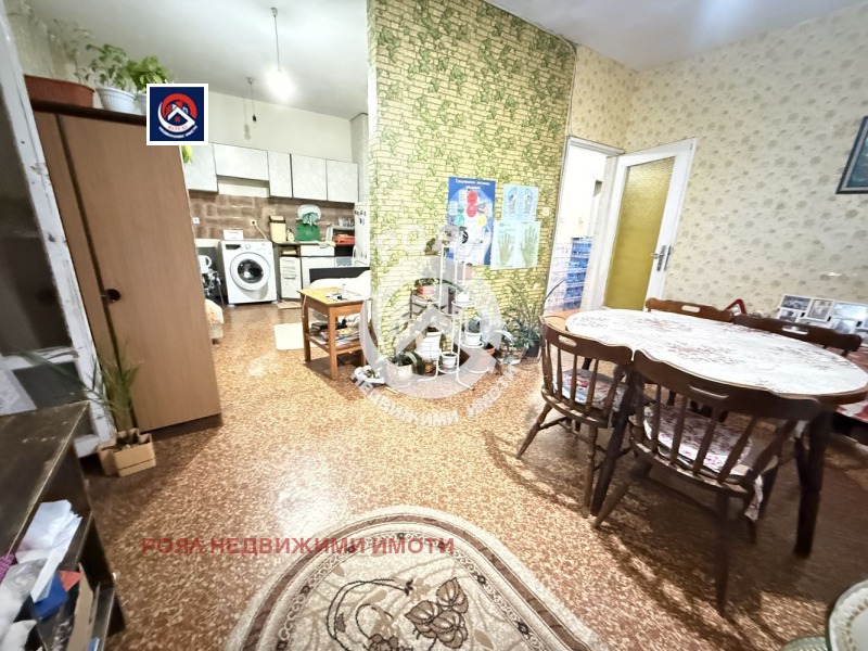 Продава 4-СТАЕН, гр. Пловдив, Тракия, снимка 2 - Апартаменти - 52701913