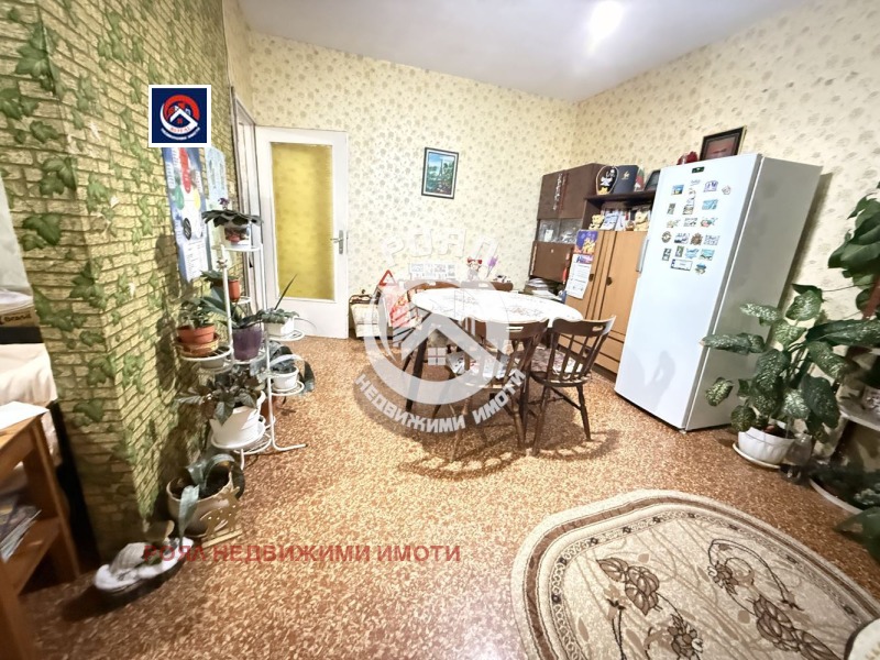 Продава 4-СТАЕН, гр. Пловдив, Тракия, снимка 3 - Апартаменти - 52701913