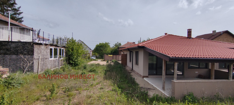 Продава  Къща област Варна , с. Приселци , 218 кв.м | 10175344 - изображение [2]