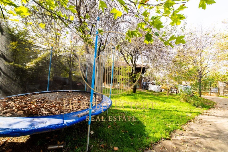 Продава КЪЩА, гр. Плевен, м-т Орлето, снимка 16 - Къщи - 52164004