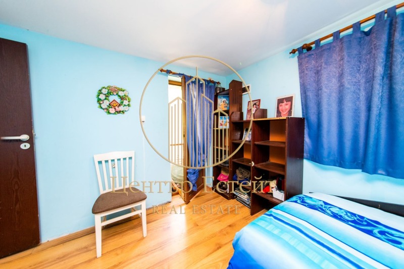 Продава КЪЩА, гр. Плевен, м-т Орлето, снимка 8 - Къщи - 52164004