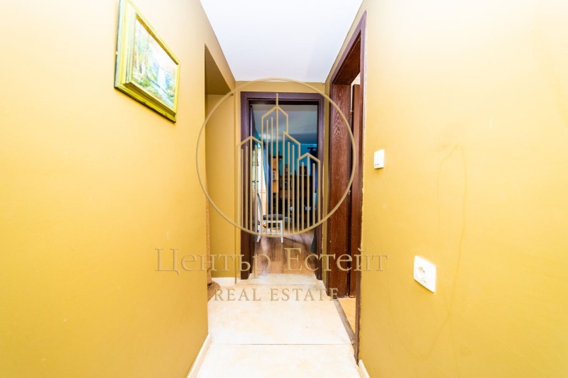 Продава КЪЩА, гр. Плевен, м-т Орлето, снимка 6 - Къщи - 52164004