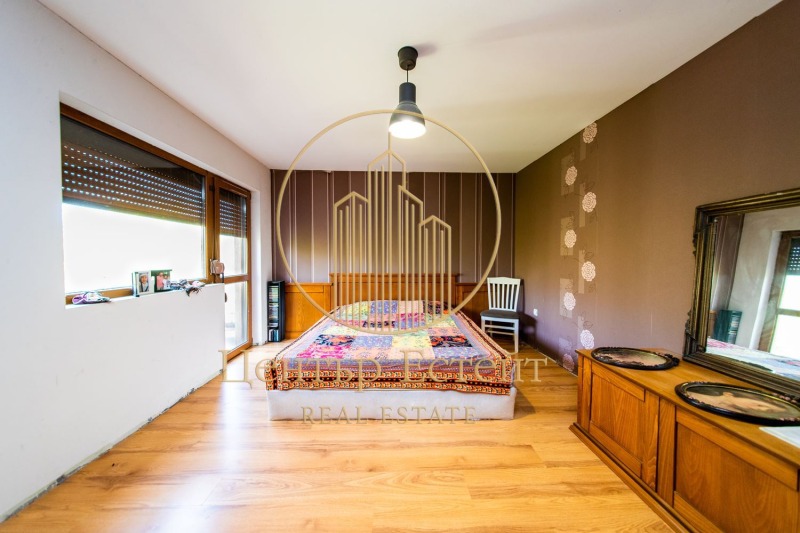 Продава КЪЩА, гр. Плевен, м-т Орлето, снимка 7 - Къщи - 52164004