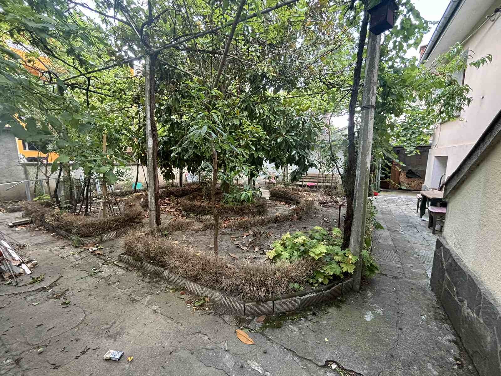 Продава КЪЩА, гр. Карлово, област Пловдив, снимка 6 - Къщи - 55433728