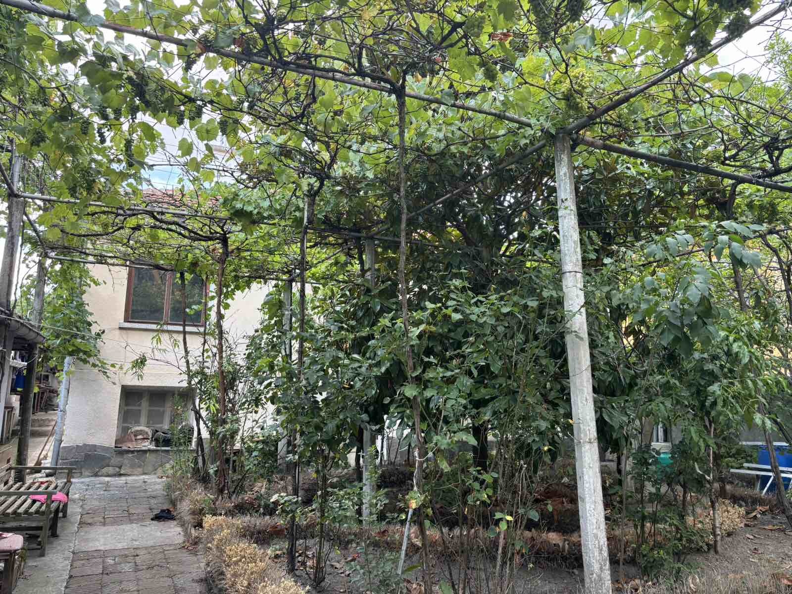 Продава КЪЩА, гр. Карлово, област Пловдив, снимка 5 - Къщи - 55433728