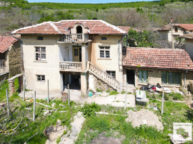 Maison Byala reka, région Veliko Tarnovo