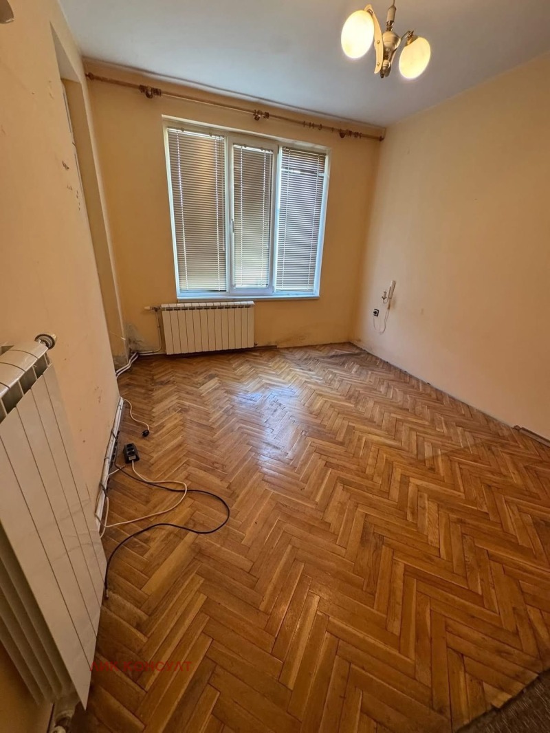 Til salg  1 soveværelse Targovishte , Varosha , 70 kvm | 14097915 - billede [13]