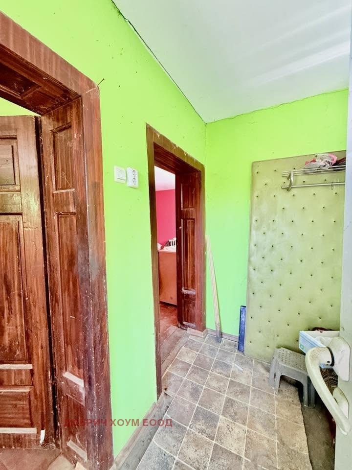 Продава КЪЩА, гр. Добрич, Рилци