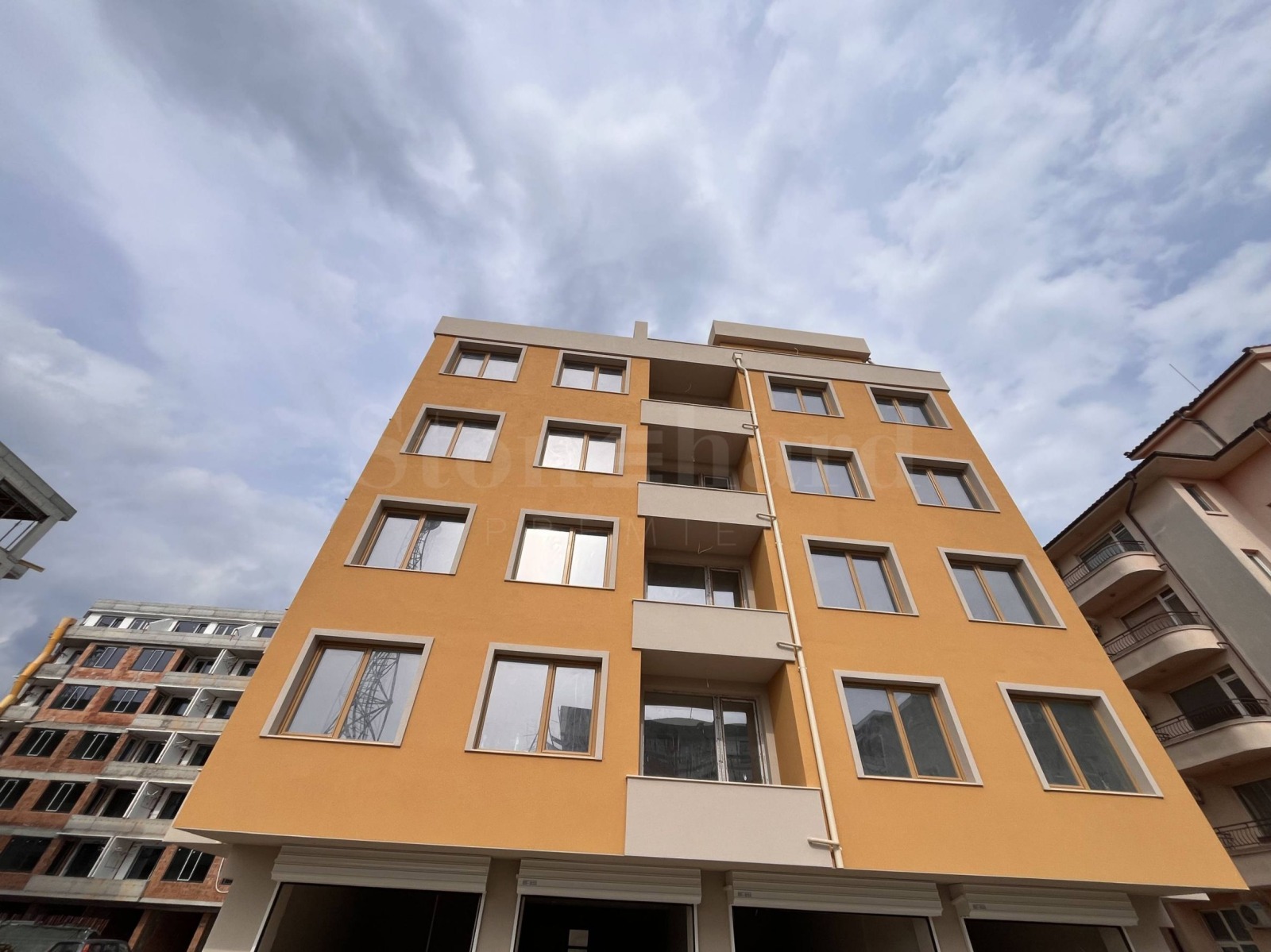 Продава 2-СТАЕН, гр. Поморие, област Бургас, снимка 2 - Апартаменти - 53744179