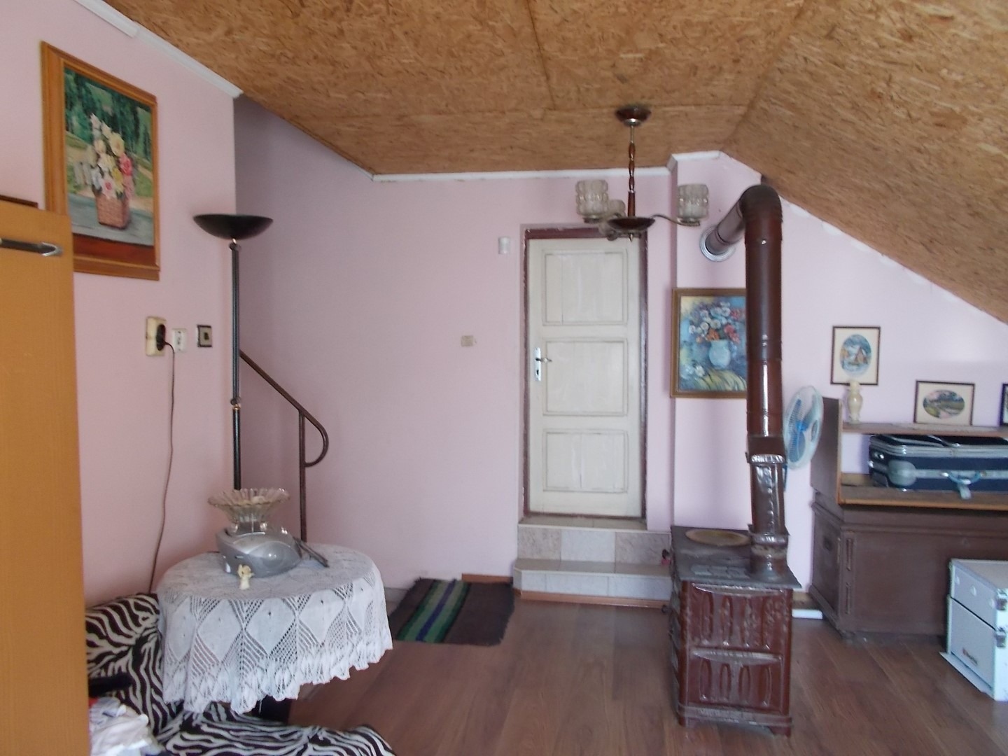 Продава КЪЩА, с. Сливенци, област Добрич, снимка 7 - Къщи - 55127179