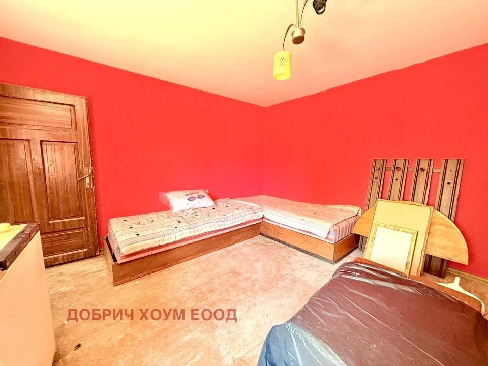 Продава КЪЩА, гр. Добрич, Рилци, снимка 3 - Къщи - 54863396