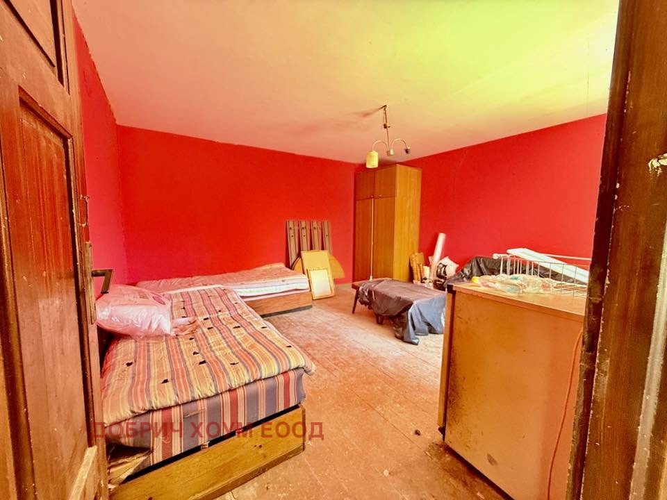 Продава КЪЩА, гр. Добрич, Рилци, снимка 2 - Къщи - 54863396