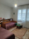 Продава МНОГОСТАЕН, гр. Добрич, Център, снимка 2