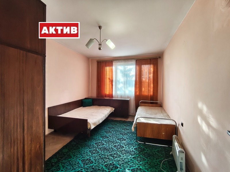 Продава 2-СТАЕН, гр. Търговище, Център, снимка 3 - Апартаменти - 53581271