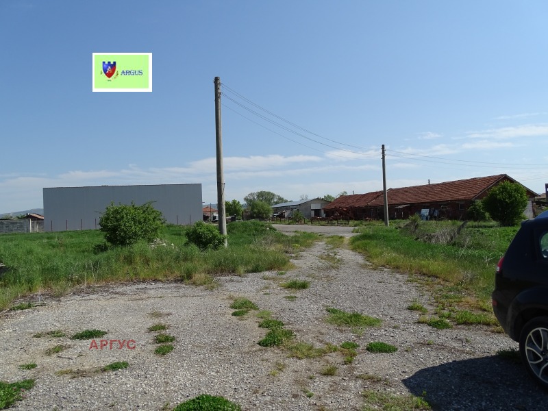 Продава  Парцел град София , с. Волуяк , 5653 кв.м | 65389582 - изображение [4]