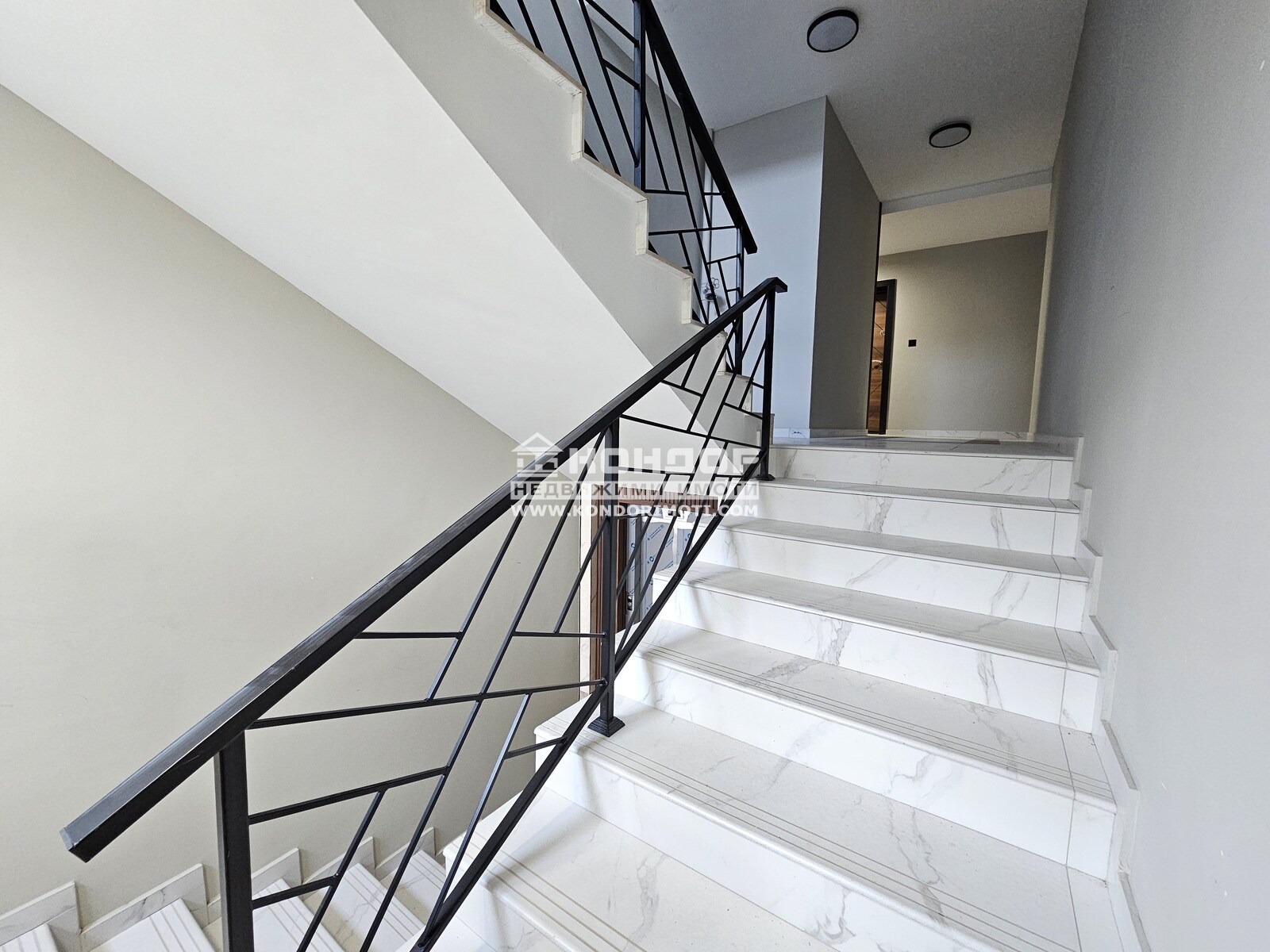 Продава 2-СТАЕН, гр. Пловдив, Остромила, снимка 16 - Апартаменти - 54062017