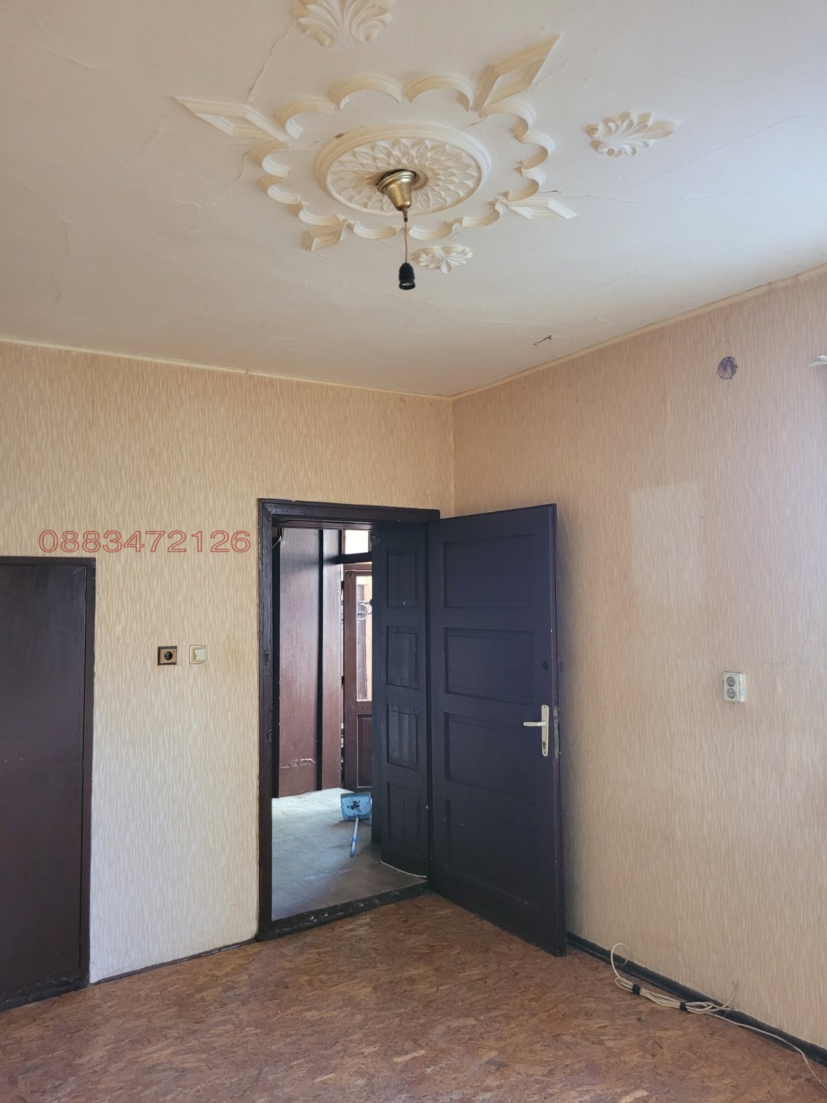 Продава ЕТАЖ ОТ КЪЩА, гр. Ловеч, Широк център, снимка 7 - Етаж от къща - 54302942