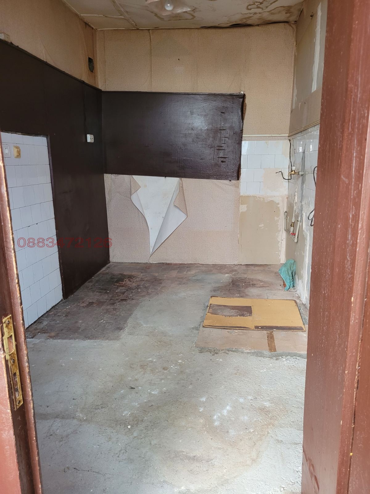 Продава ЕТАЖ ОТ КЪЩА, гр. Ловеч, Широк център, снимка 9 - Етаж от къща - 54302942