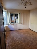 Продава ЕТАЖ ОТ КЪЩА, град Ловеч, Широк център • 37500 € / 73343.62 лв. • 75960981 2