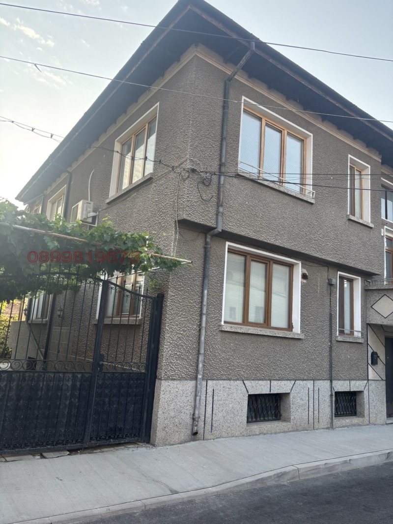 Продава  3-стаен област Пазарджик , гр. Панагюрище , 94 кв.м | 82739709 - изображение [2]