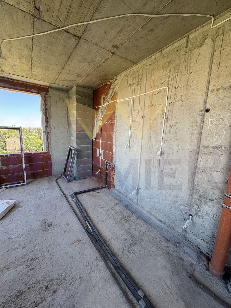 Na prodej  2 ložnice Sofia , Banišora , 135 m2 | 93780636 - obraz [4]